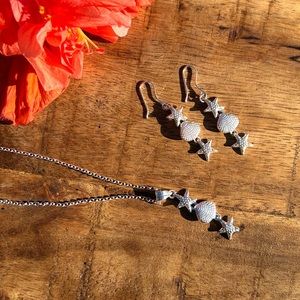 ✨Set of silver seashell necklace and earrings. Coastal style and no polishing.